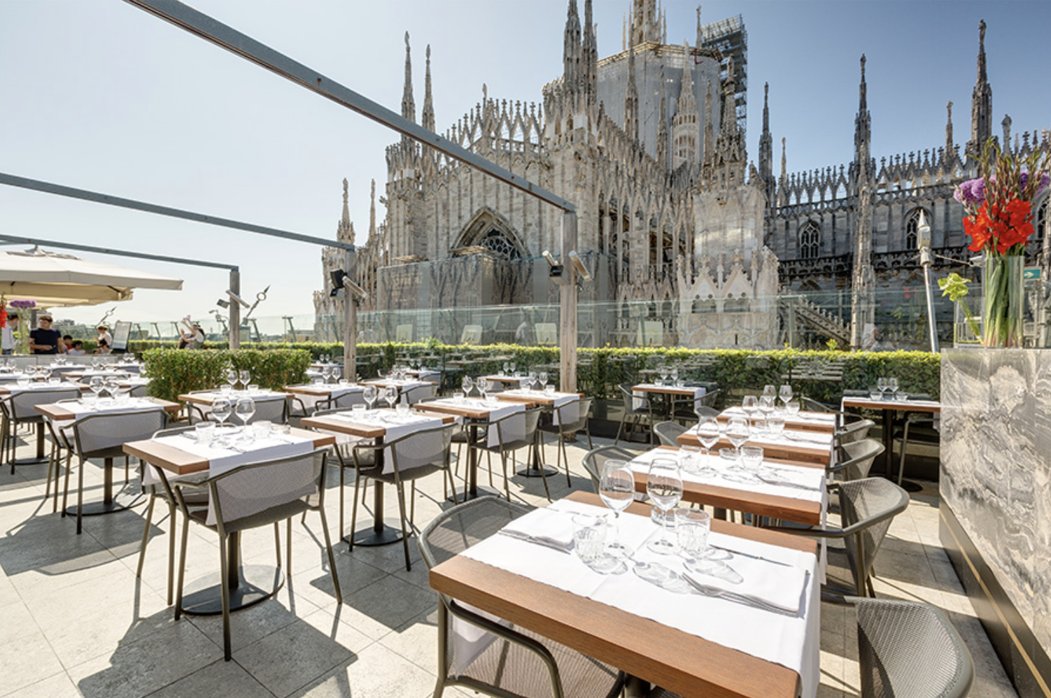 Terrazza del Ristorante Maio Milano con vista sul Duomo